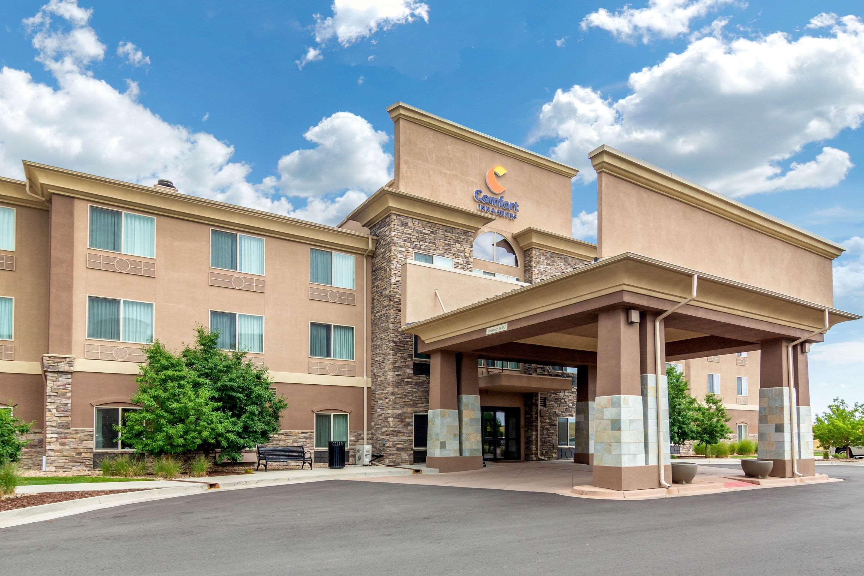 Comfort Inn & Suites Brighton Denver Ne Medical Center Exteriör bild