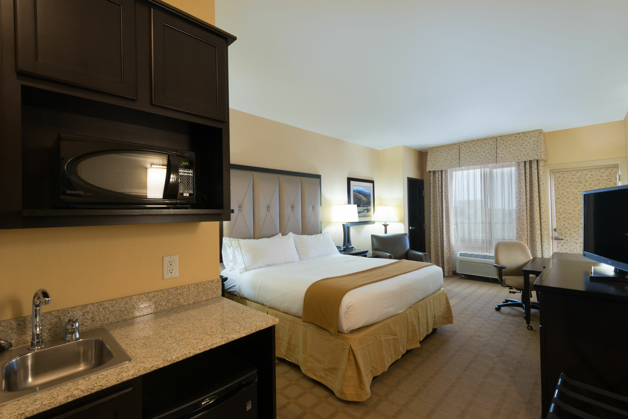 Comfort Inn & Suites Brighton Denver Ne Medical Center Exteriör bild